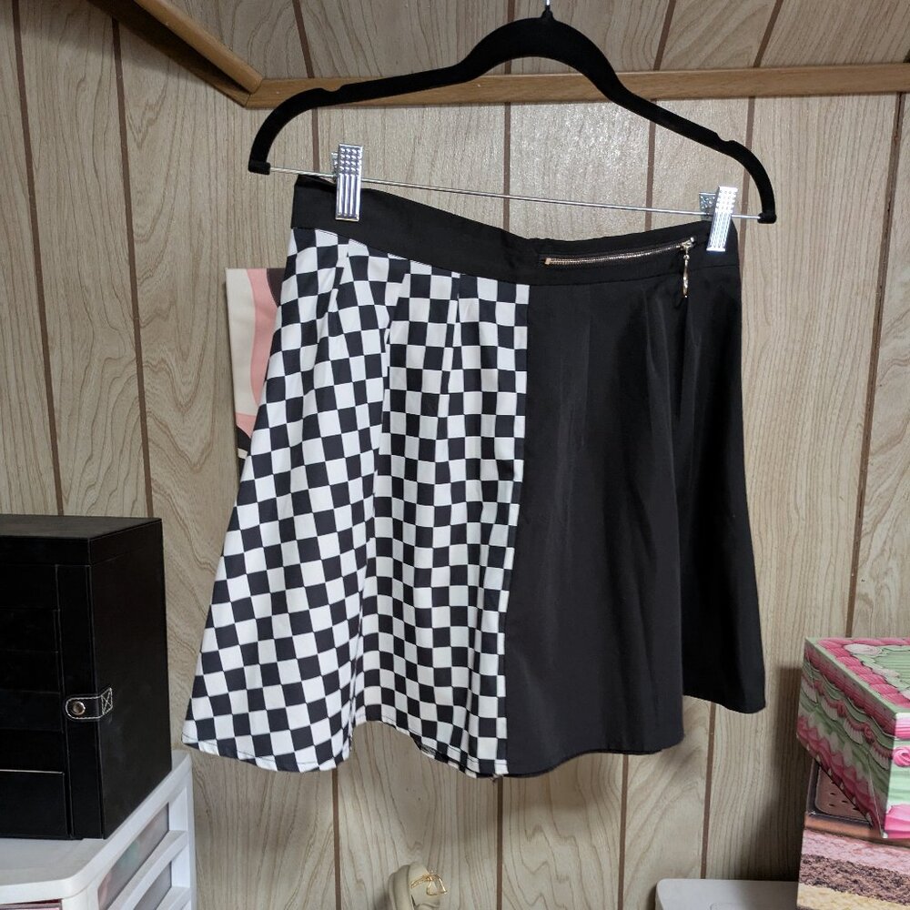 Two-Tone Mini Skirt